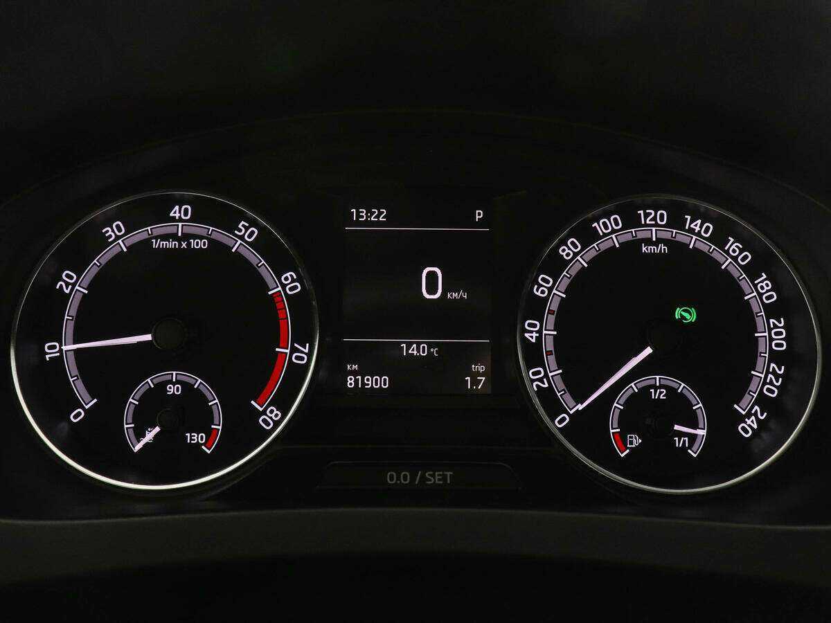 Купить Skoda Rapid с пробегом. Фото: #10