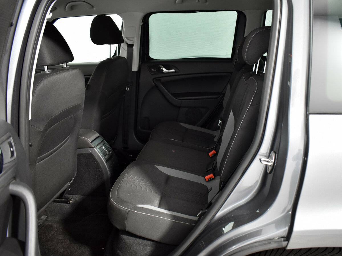 Купить Skoda Yeti с пробегом. Фото: #11