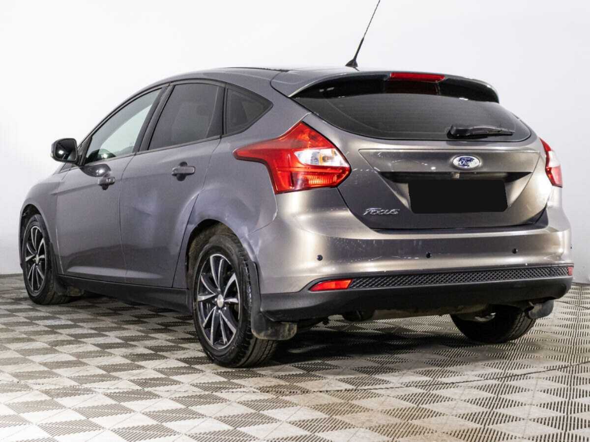 Купить Ford Focus с пробегом. Фото: #4