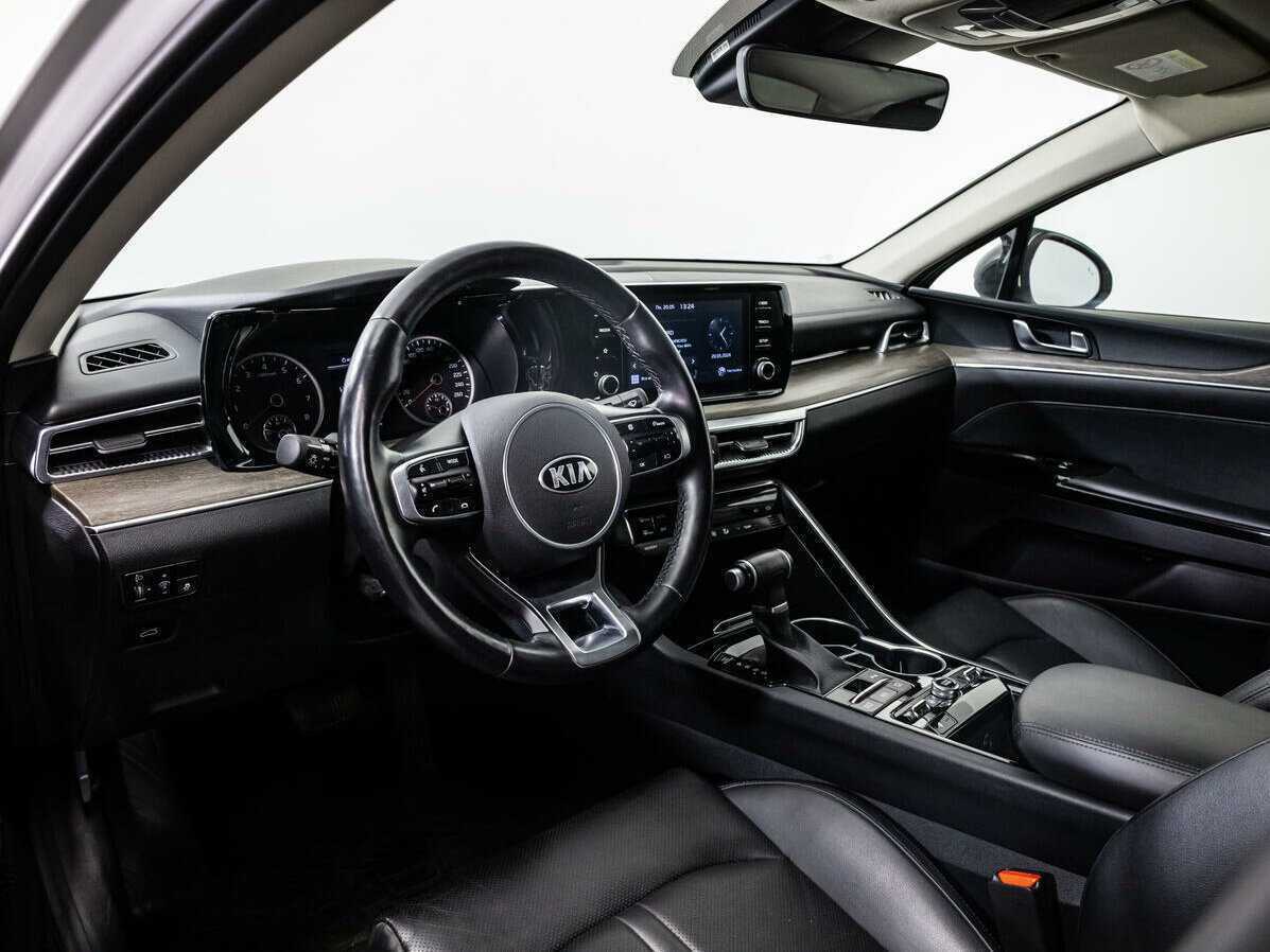 Купить Kia K5 с пробегом. Фото: #10