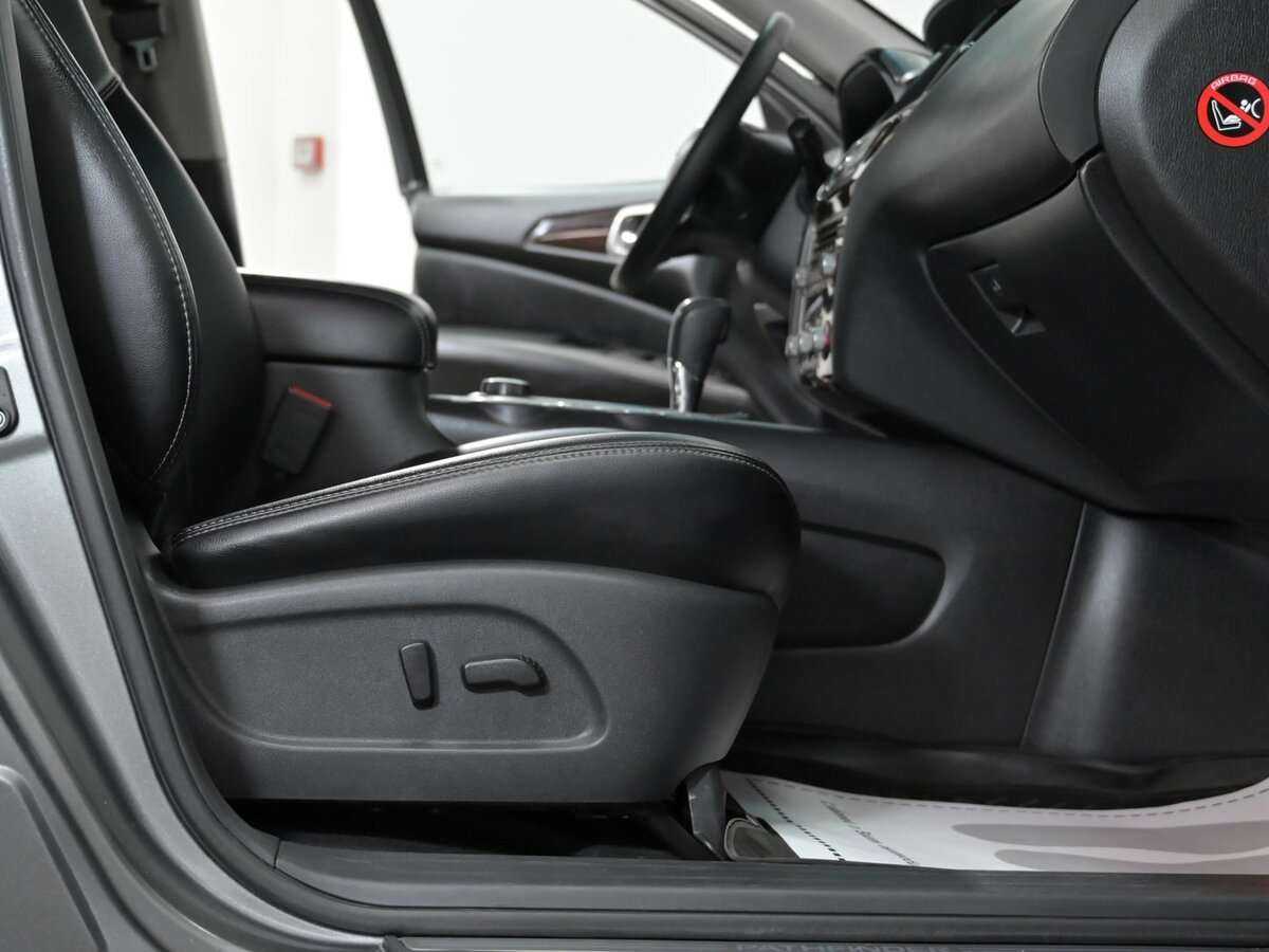 Купить Nissan Pathfinder с пробегом. Фото: #17