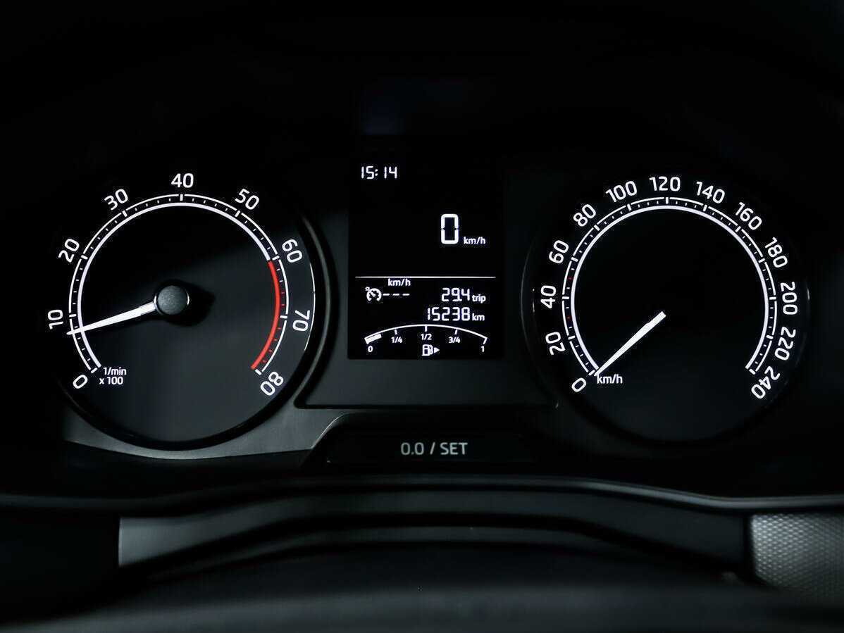 Купить Skoda Rapid с пробегом. Фото: #7