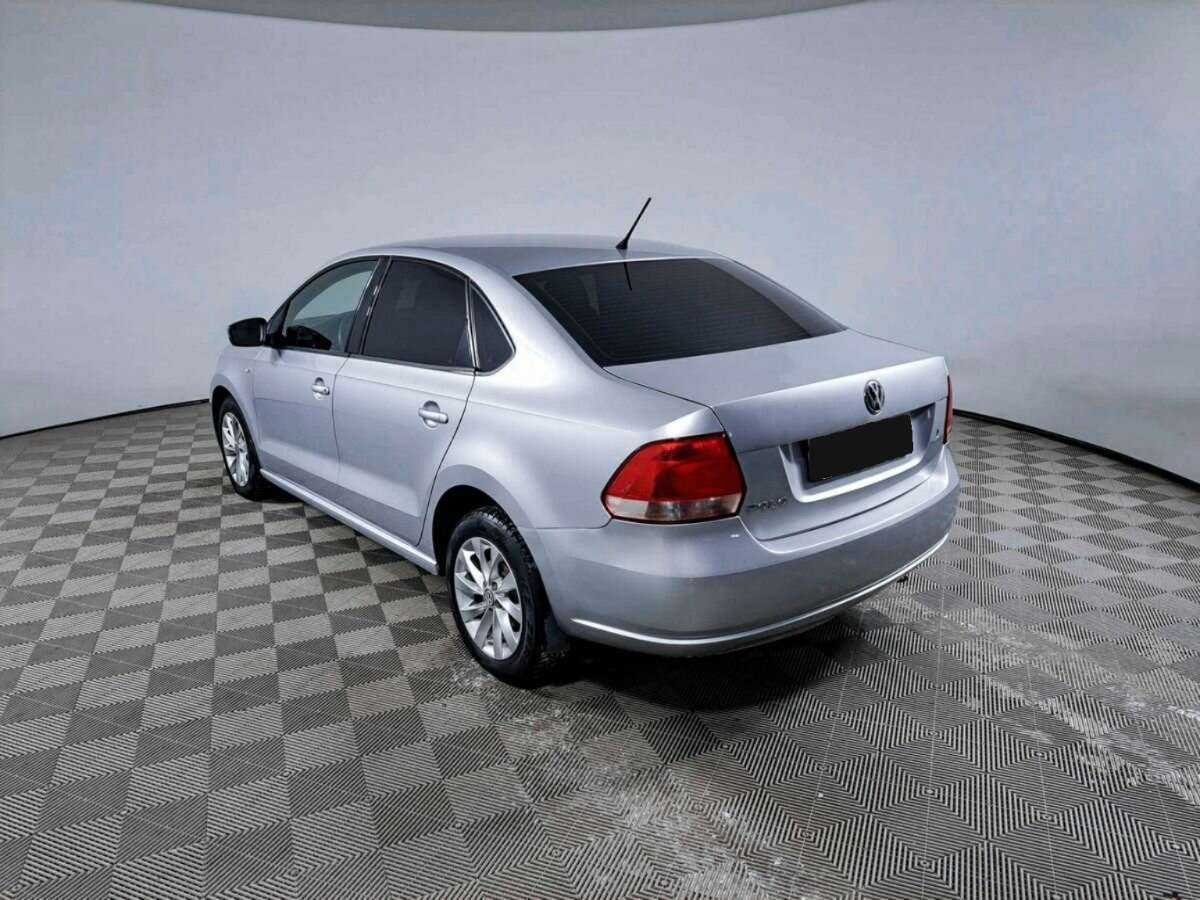 Купить Volkswagen Polo с пробегом. Фото: #6