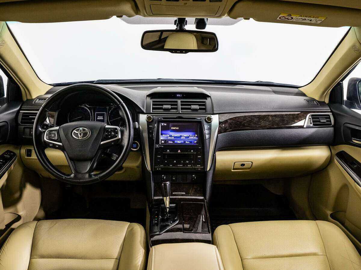 Купить Toyota Camry с пробегом. Фото: #11