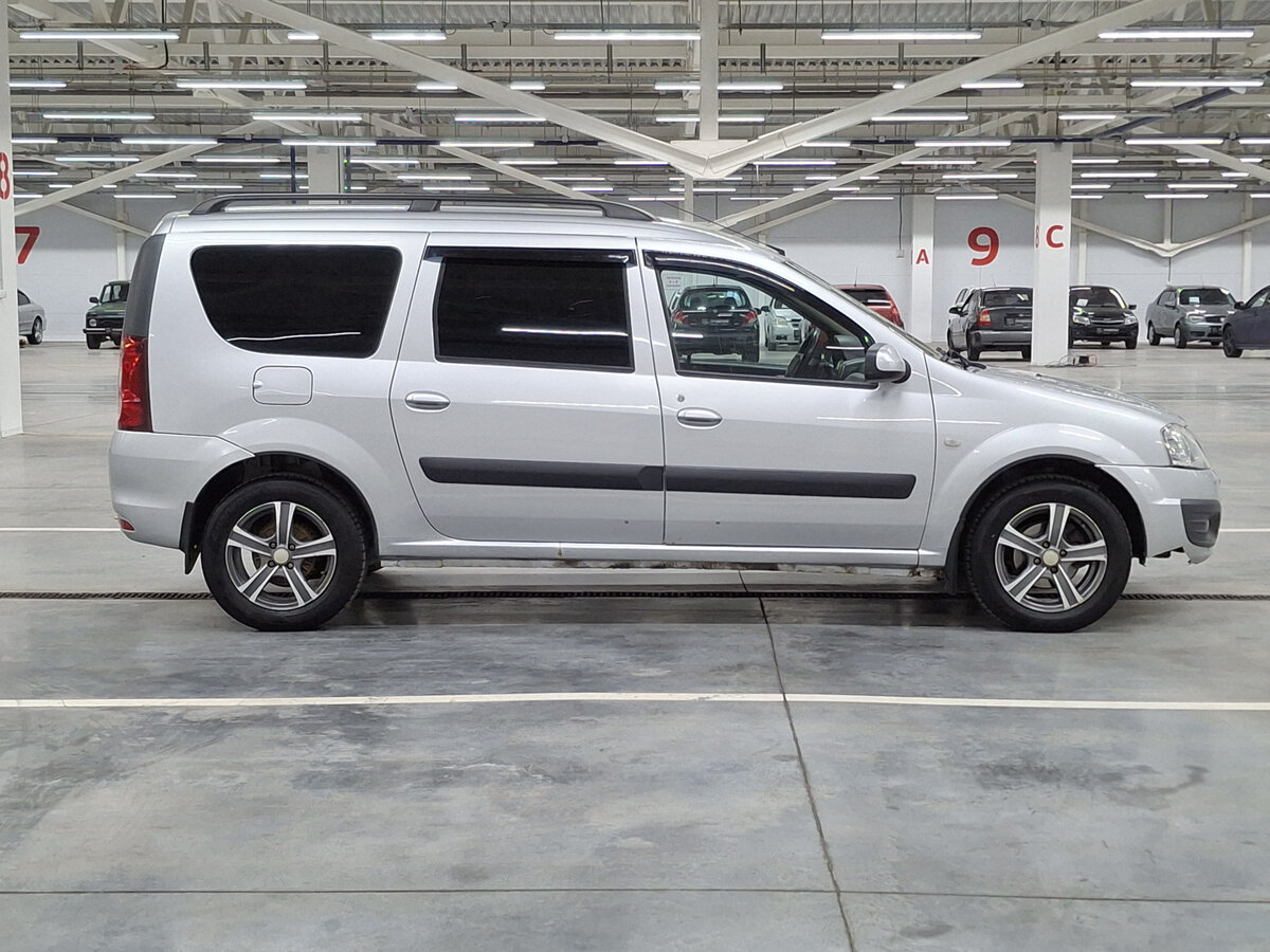 Купить Lada (ВАЗ) Largus с пробегом. Фото: #3