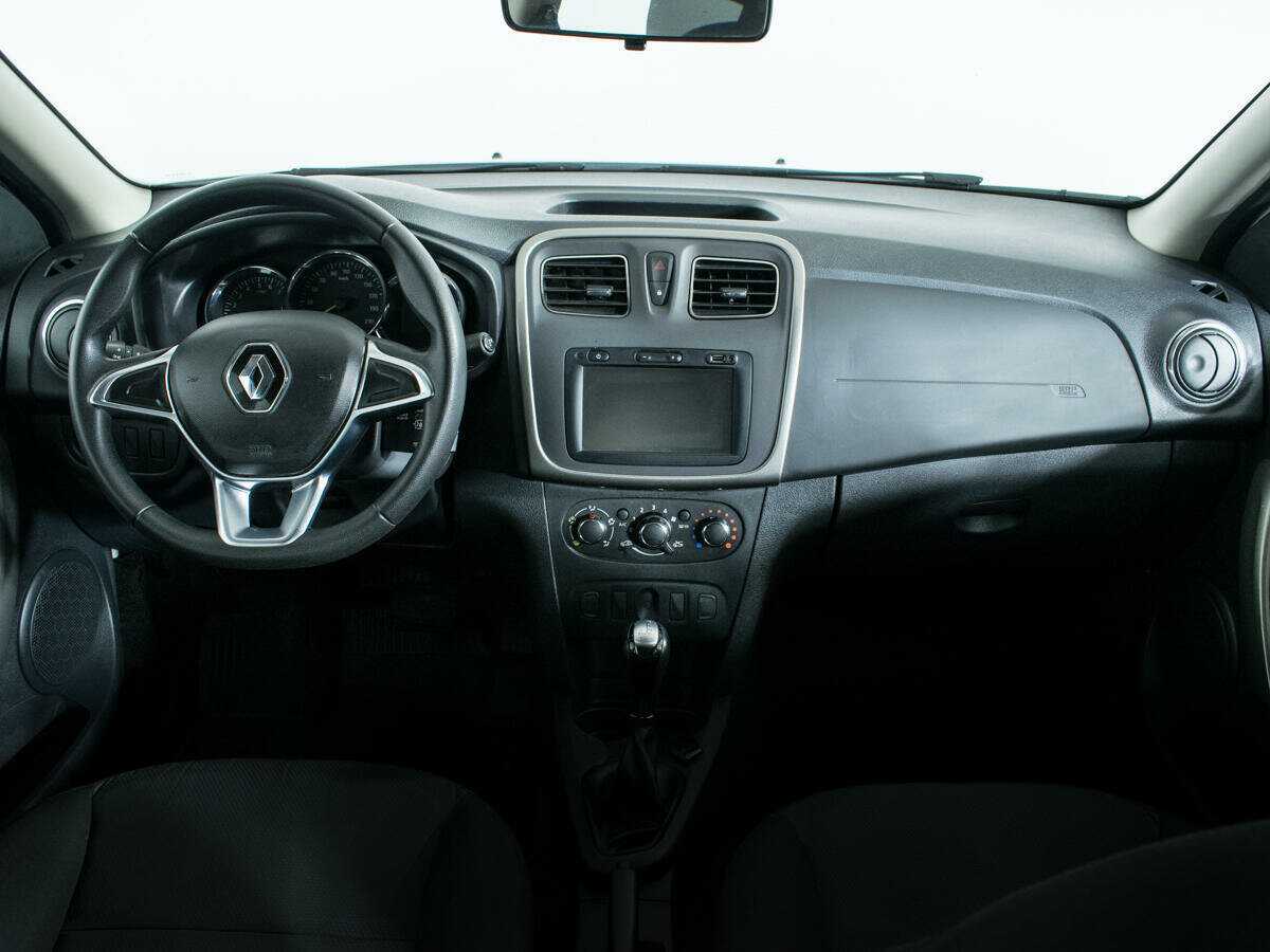 Купить Renault Logan с пробегом. Фото: #11