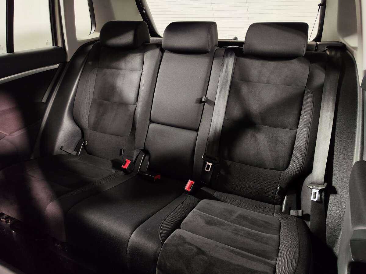 Купить Volkswagen Tiguan с пробегом. Фото: #8
