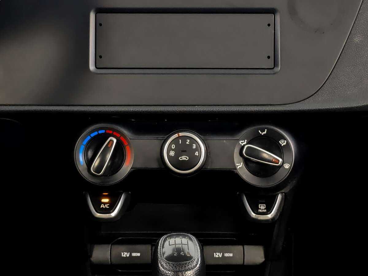 Купить Kia Rio с пробегом. Фото: #14