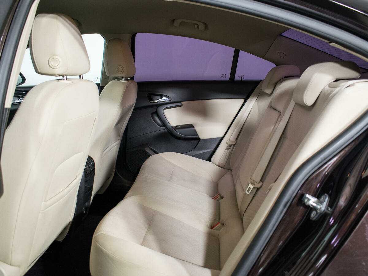 Купить Opel Insignia с пробегом. Фото: #9