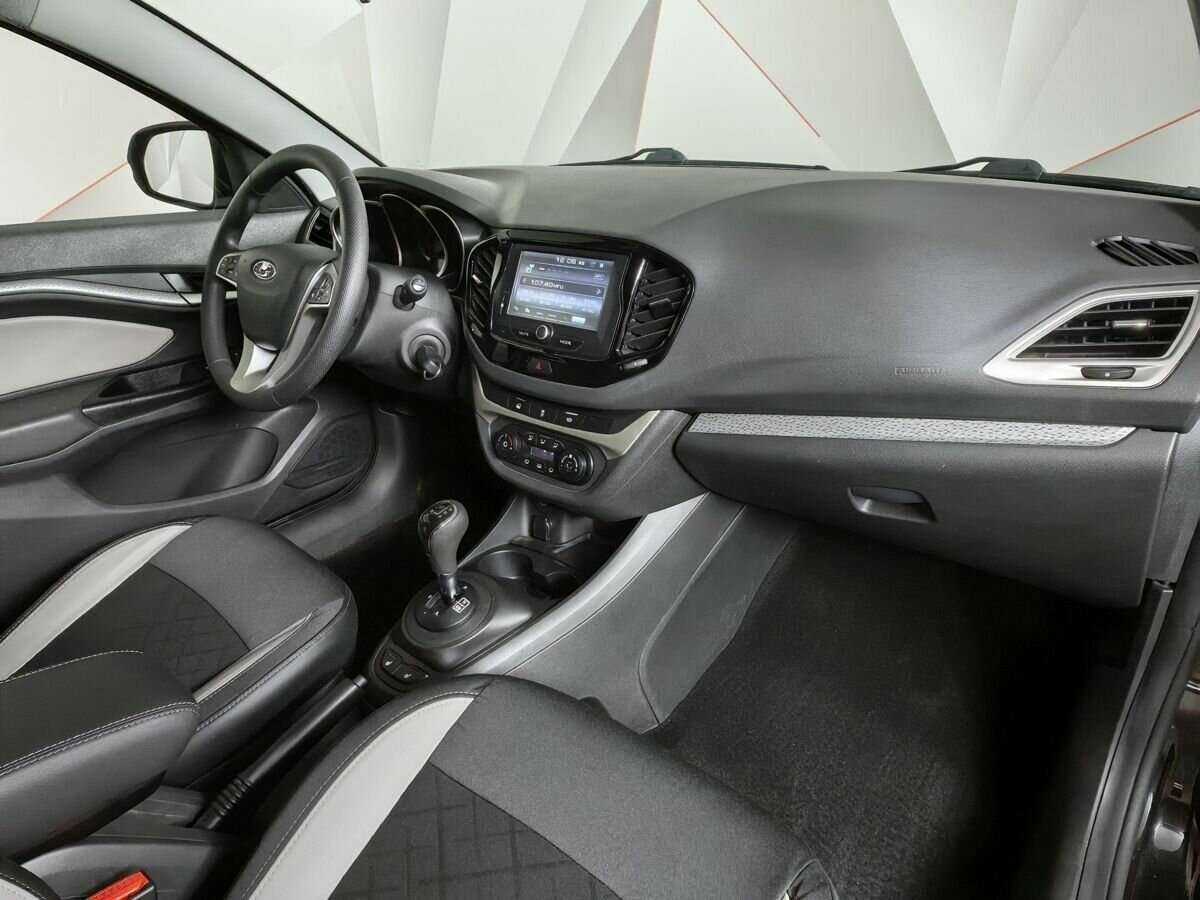 Купить Lada (ВАЗ) Vesta с пробегом. Фото: #8