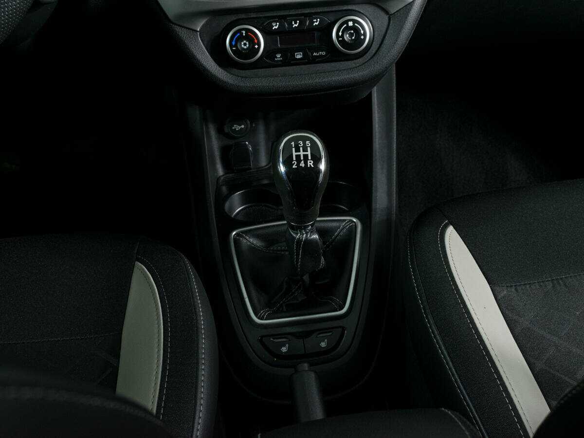 Купить Lada (ВАЗ) Vesta с пробегом. Фото: #13