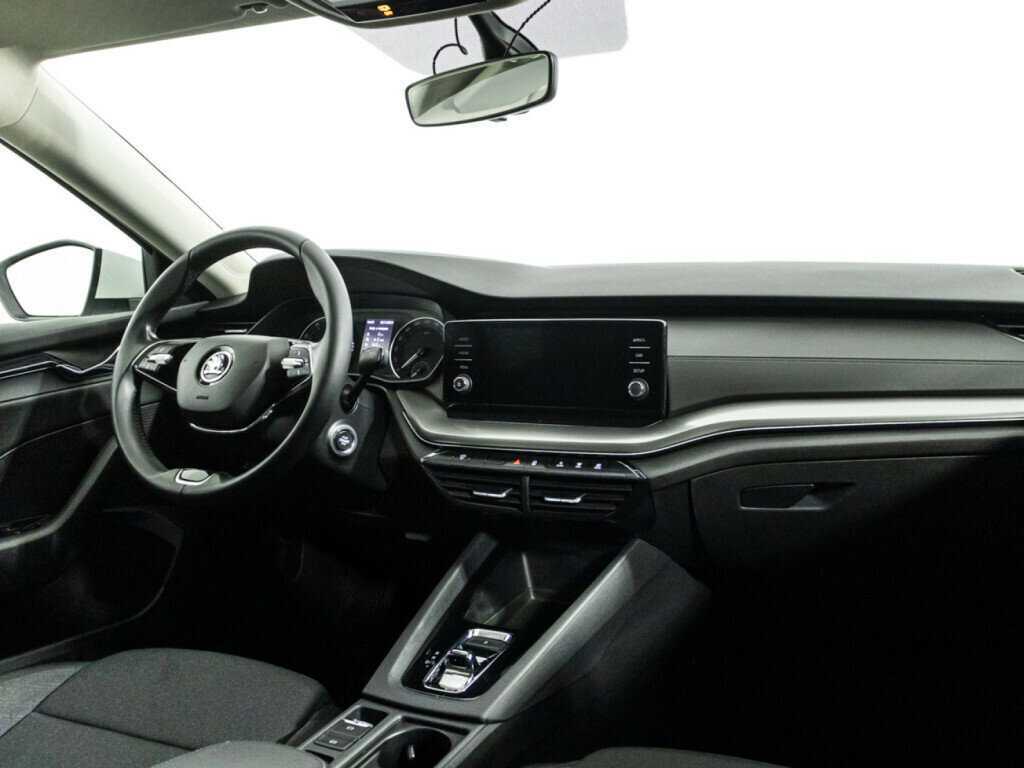 Купить Skoda Octavia с пробегом. Фото: #8