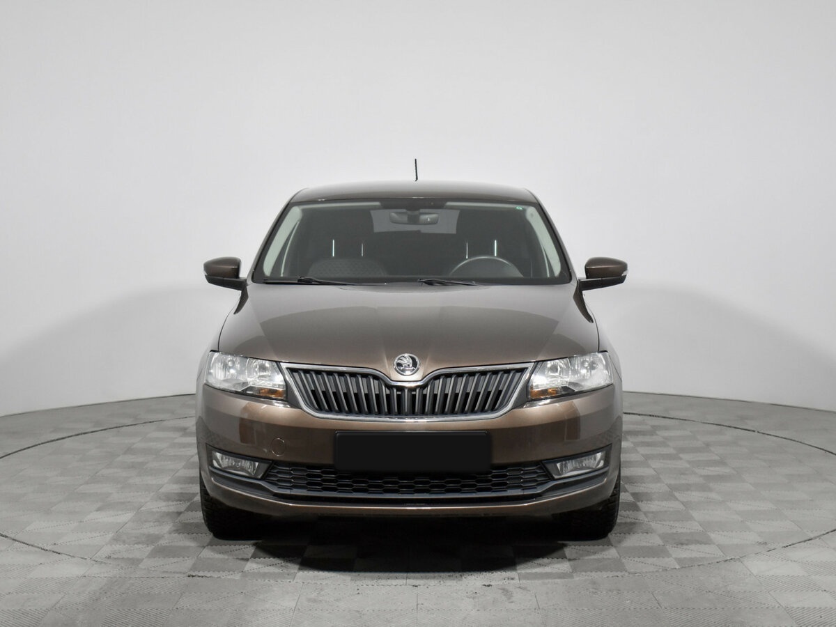 Купить Skoda Rapid с пробегом. Фото: #1