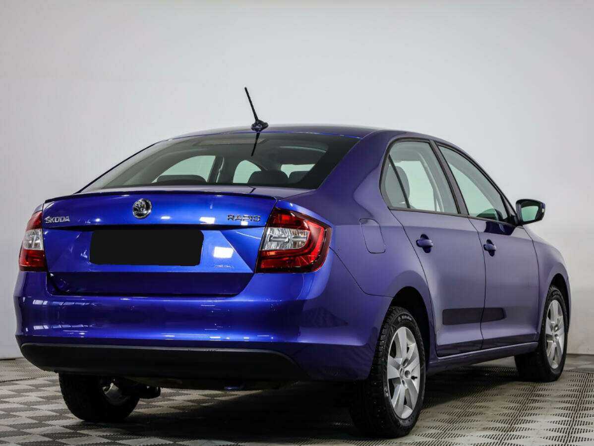 Купить Skoda Rapid с пробегом. Фото: #3