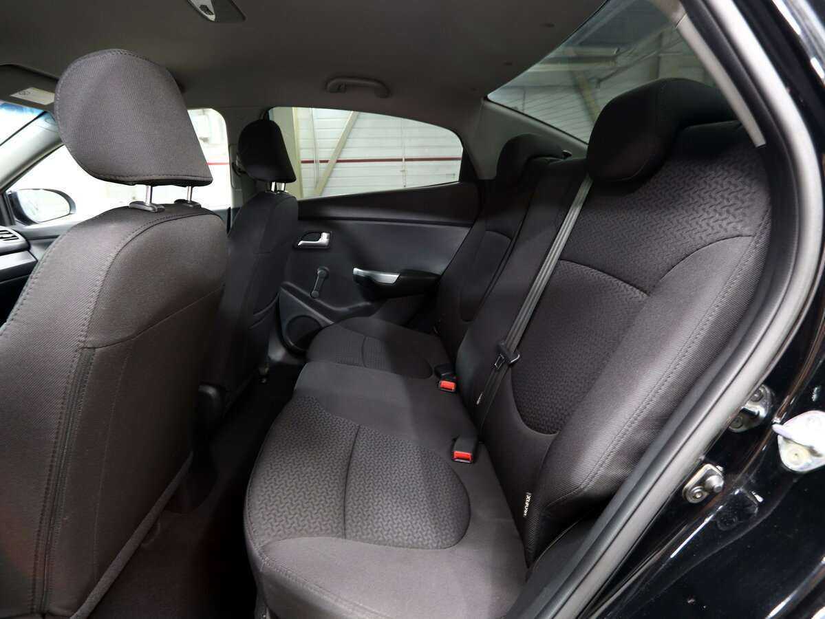 Купить Kia Rio с пробегом. Фото: #9