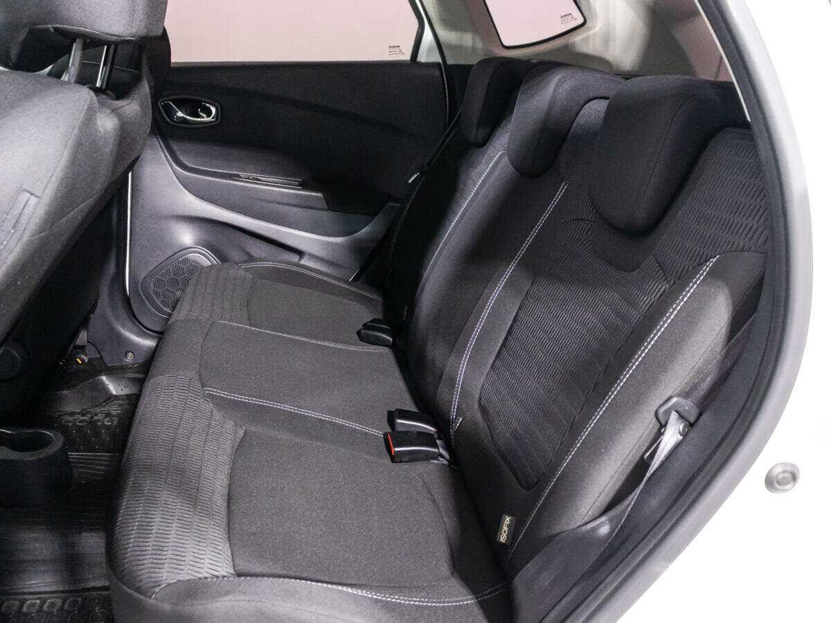 Купить Renault Kaptur с пробегом. Фото: #9