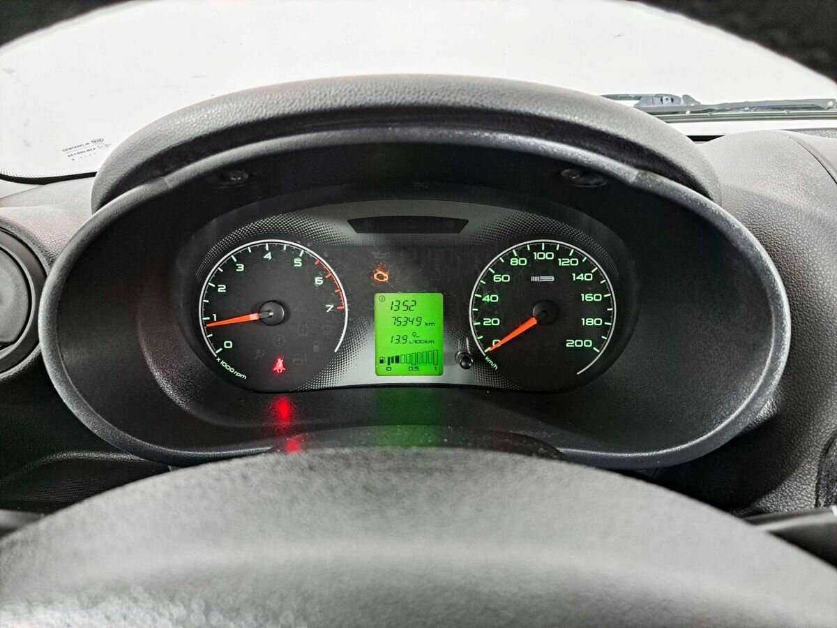 Купить Lada (ВАЗ) Granta с пробегом. Фото: #10