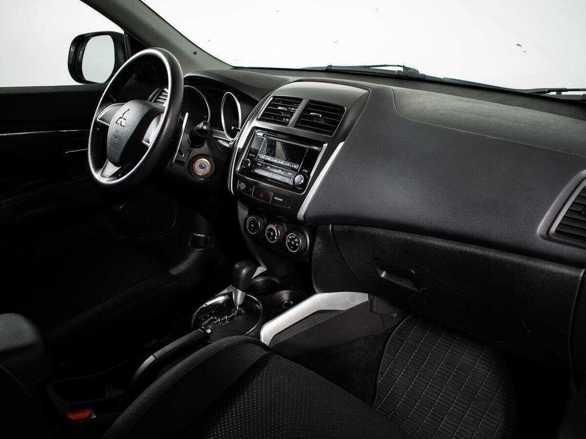Купить Mitsubishi ASX с пробегом. Фото: #8