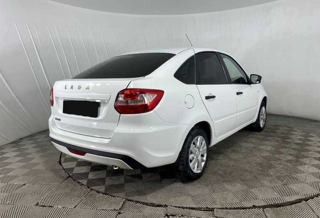 Купить Lada (ВАЗ) Granta с пробегом. Фото: #4