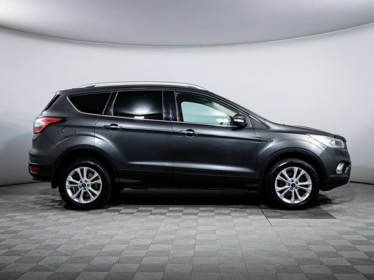Купить Ford Kuga с пробегом. Фото: #3