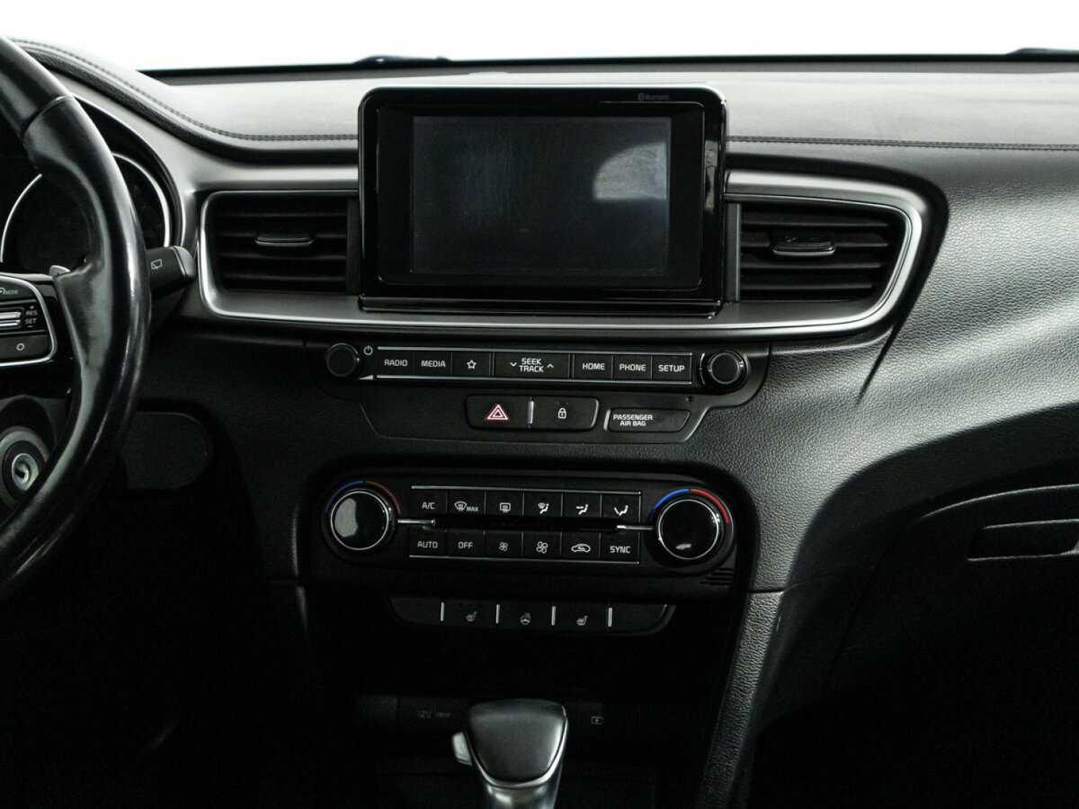Купить Kia Ceed с пробегом. Фото: #13
