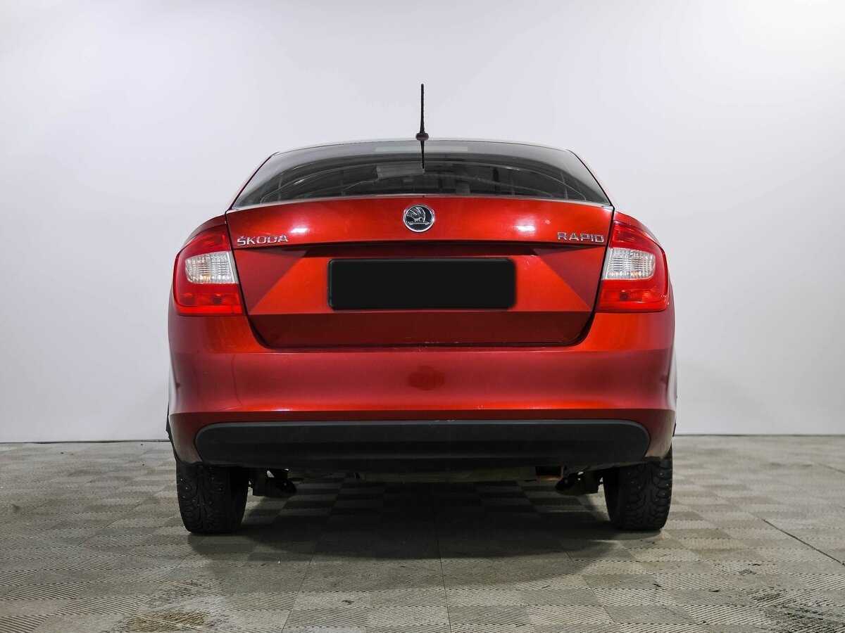 Купить Skoda Rapid с пробегом. Фото: #4