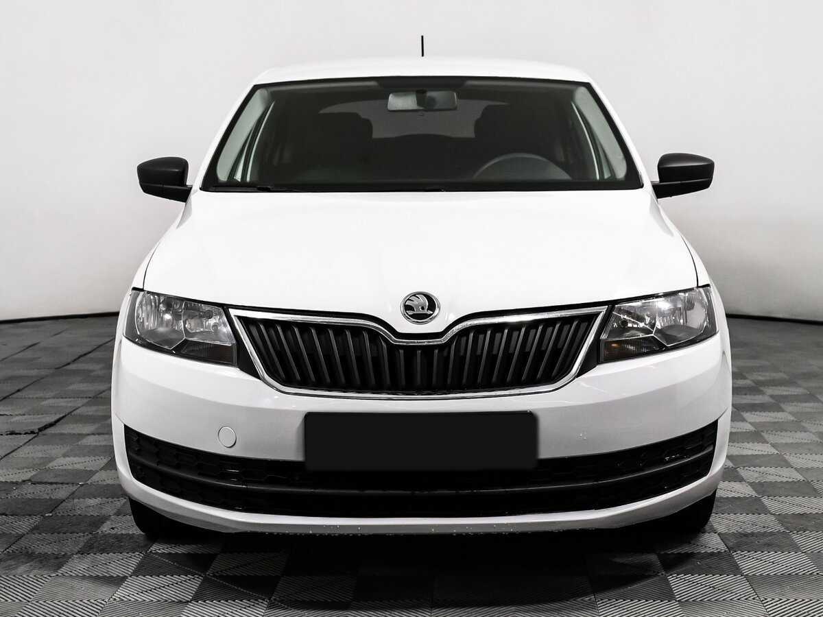 Купить Skoda Rapid с пробегом. Фото: #1