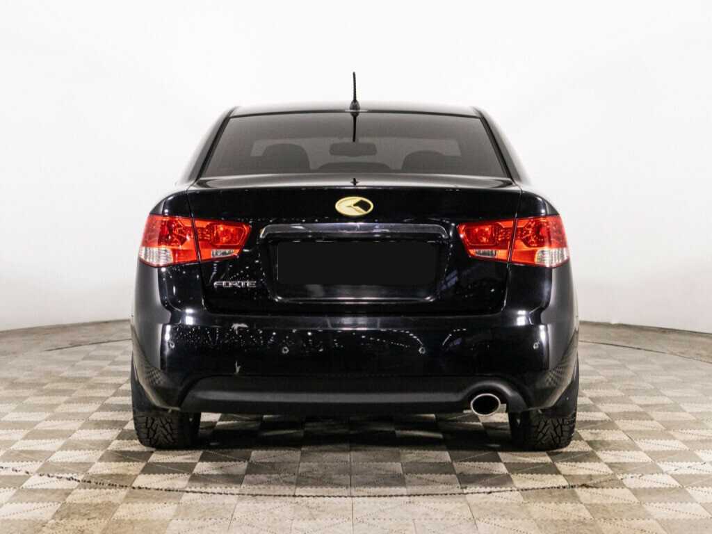 Купить Kia Cerato с пробегом. Фото: #5