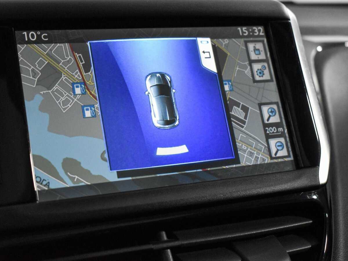 Купить Peugeot 208 с пробегом. Фото: #16