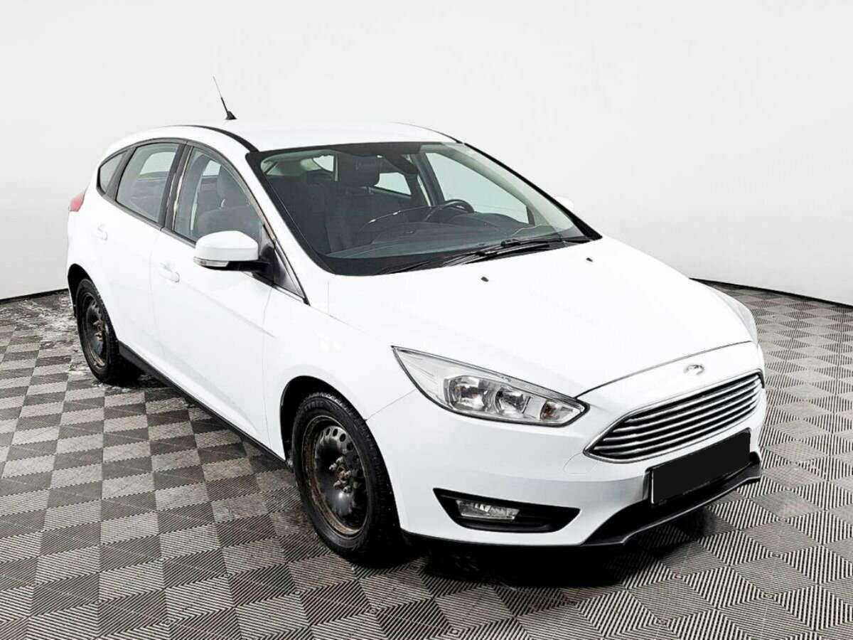 Купить Ford Focus с пробегом. Фото: #2