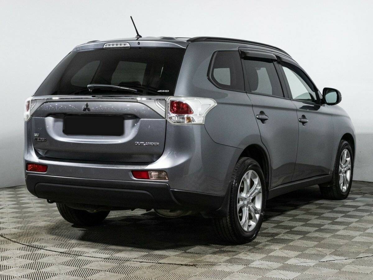 Купить Mitsubishi Outlander с пробегом. Фото: #4