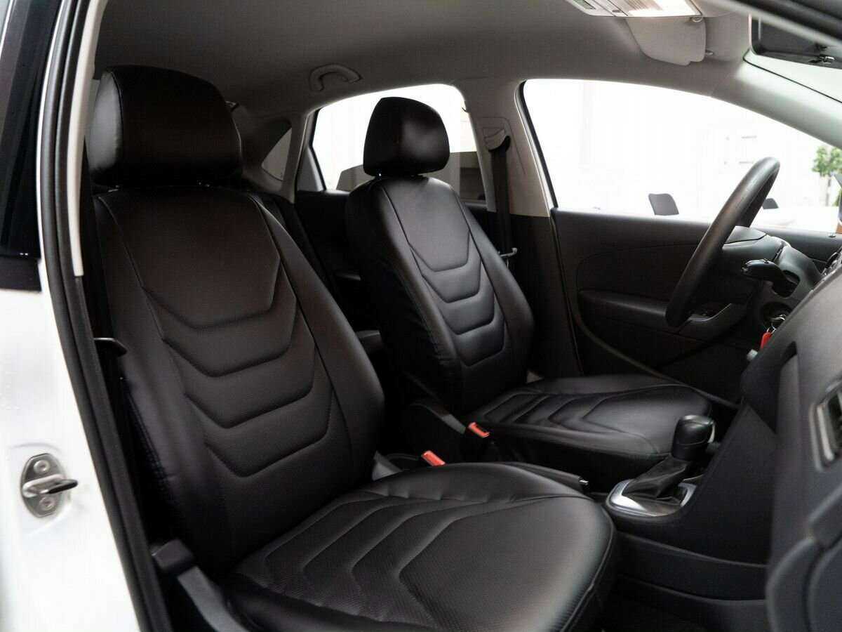 Купить Volkswagen Polo с пробегом. Фото: #8