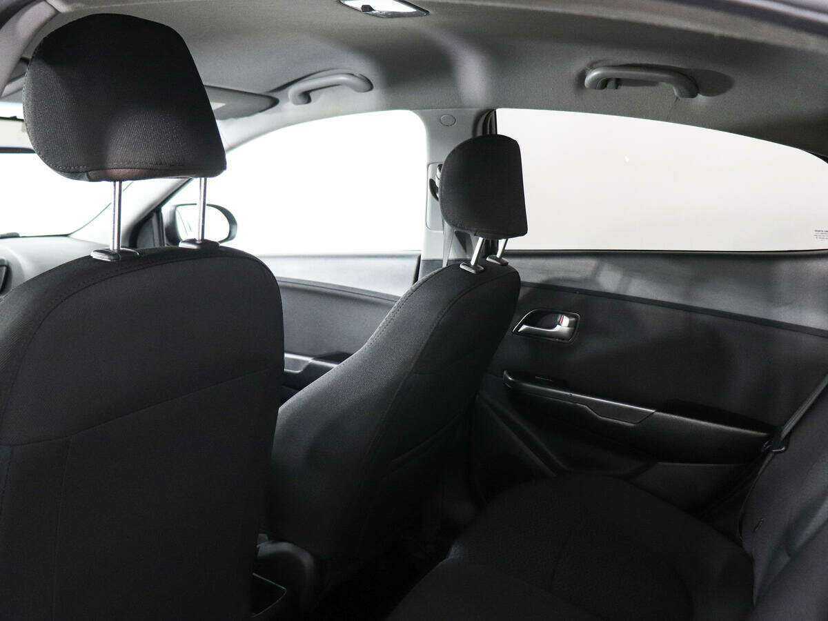 Купить Kia Rio с пробегом. Фото: #7