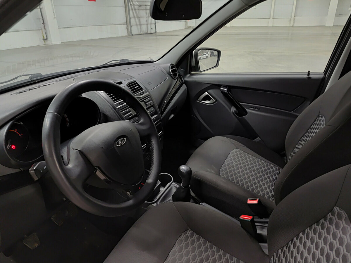 Купить Lada (ВАЗ) Granta с пробегом. Фото: #15