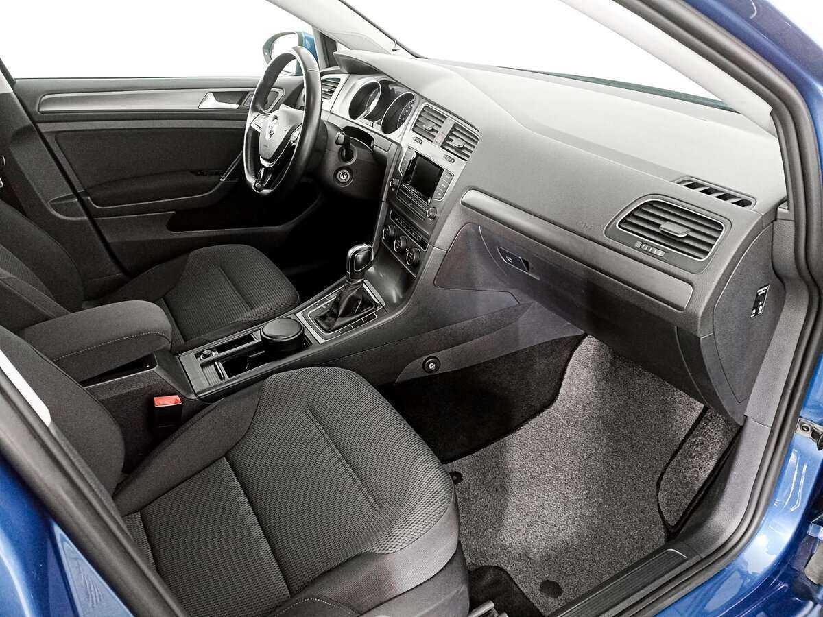 Купить Volkswagen Golf с пробегом. Фото: #8