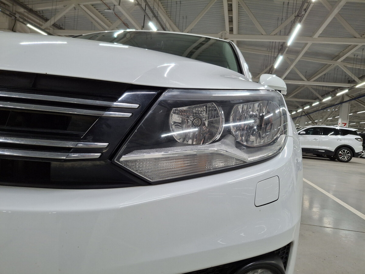 Купить Volkswagen Tiguan с пробегом. Фото: #16