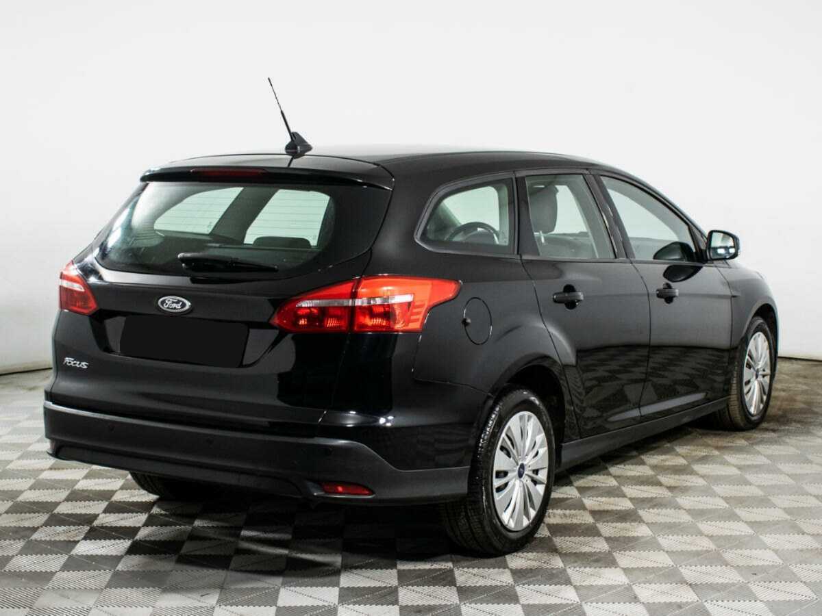 Купить Ford Focus с пробегом. Фото: #4