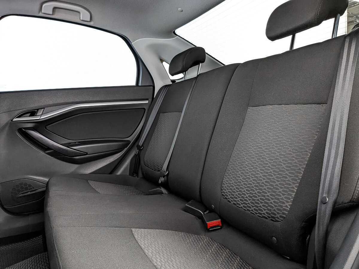 Купить Lada (ВАЗ) Vesta с пробегом. Фото: #13