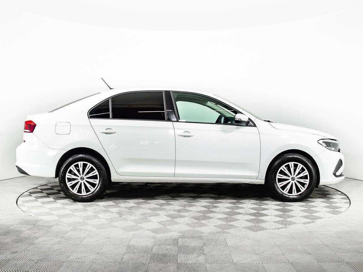 Купить Volkswagen Polo с пробегом. Фото: #3
