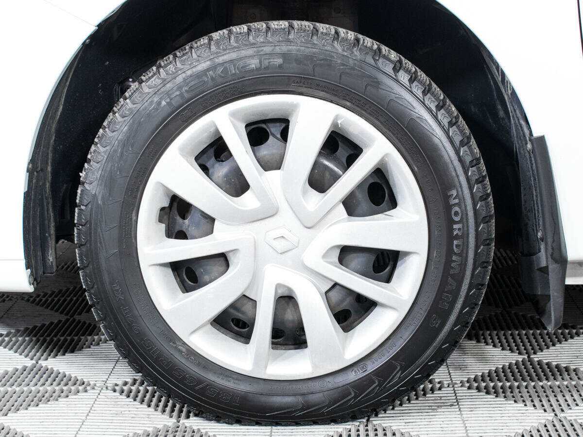 Купить Renault Logan с пробегом. Фото: #15