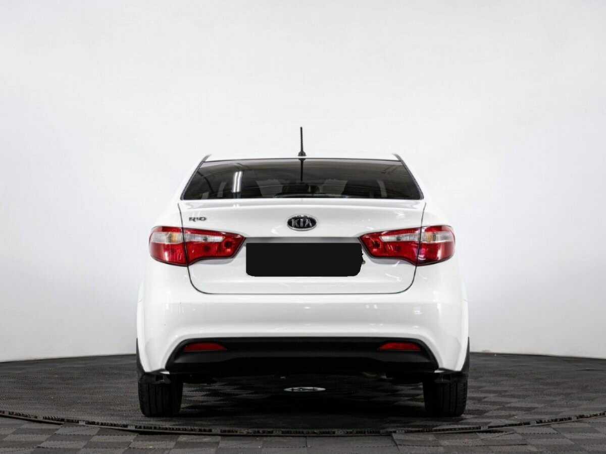 Купить Kia Rio с пробегом. Фото: #4