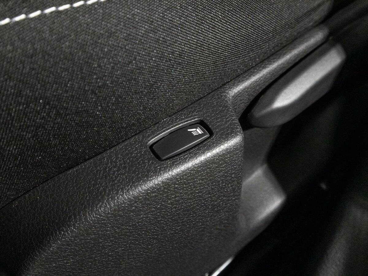 Купить Renault Sandero с пробегом. Фото: #16