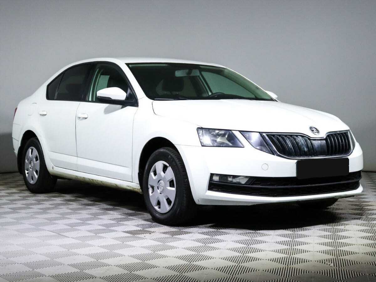 Купить Skoda Octavia с пробегом. Фото: #2