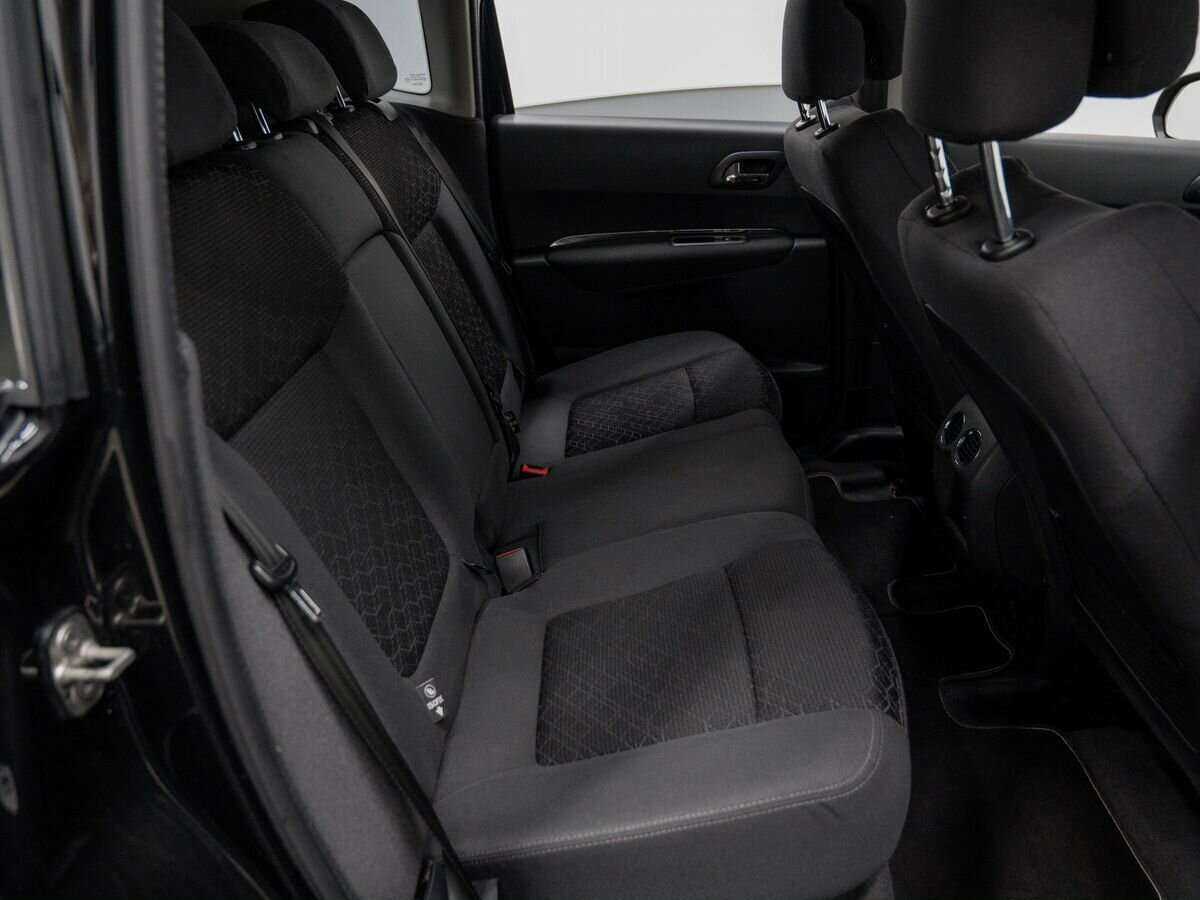 Купить Peugeot 3008 с пробегом. Фото: #8