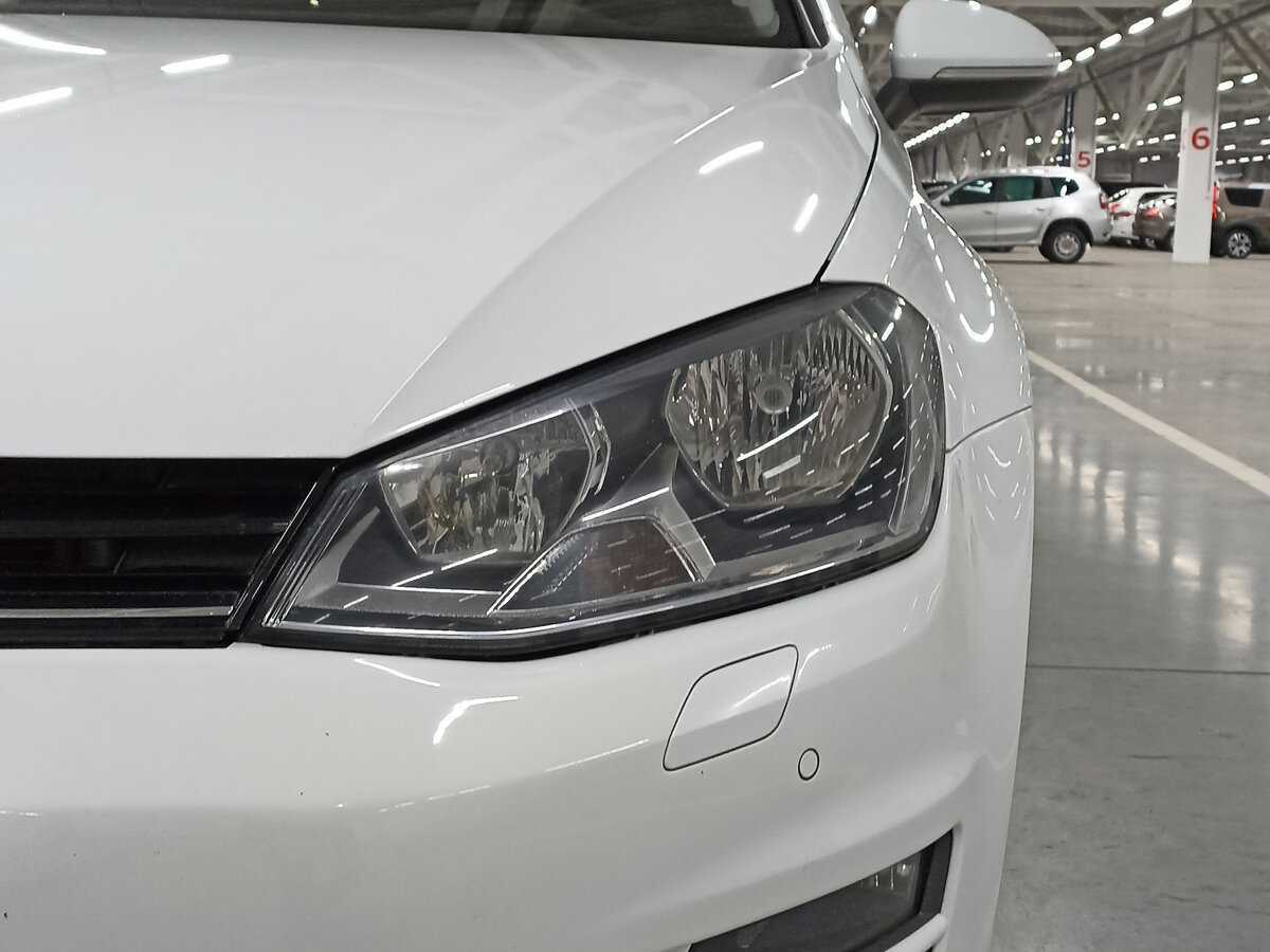 Купить Volkswagen Golf с пробегом. Фото: #16