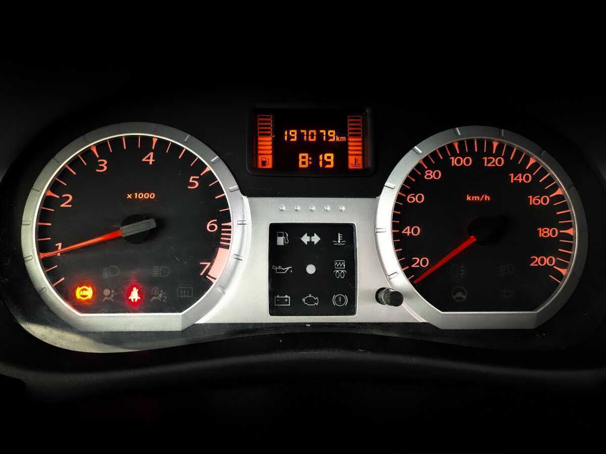 Купить Lada (ВАЗ) Largus с пробегом. Фото: #10