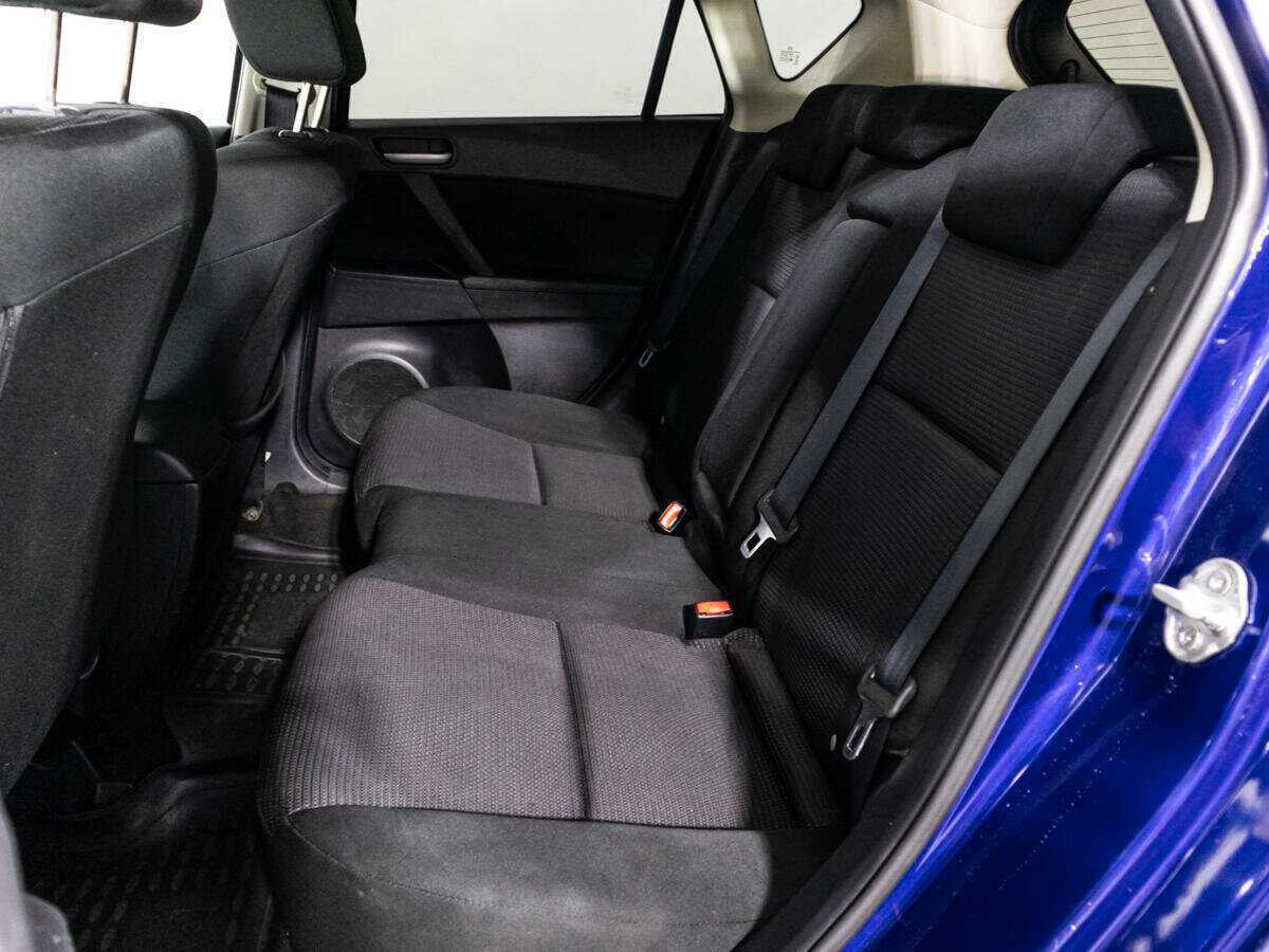 Купить Mazda 3 с пробегом. Фото: #9