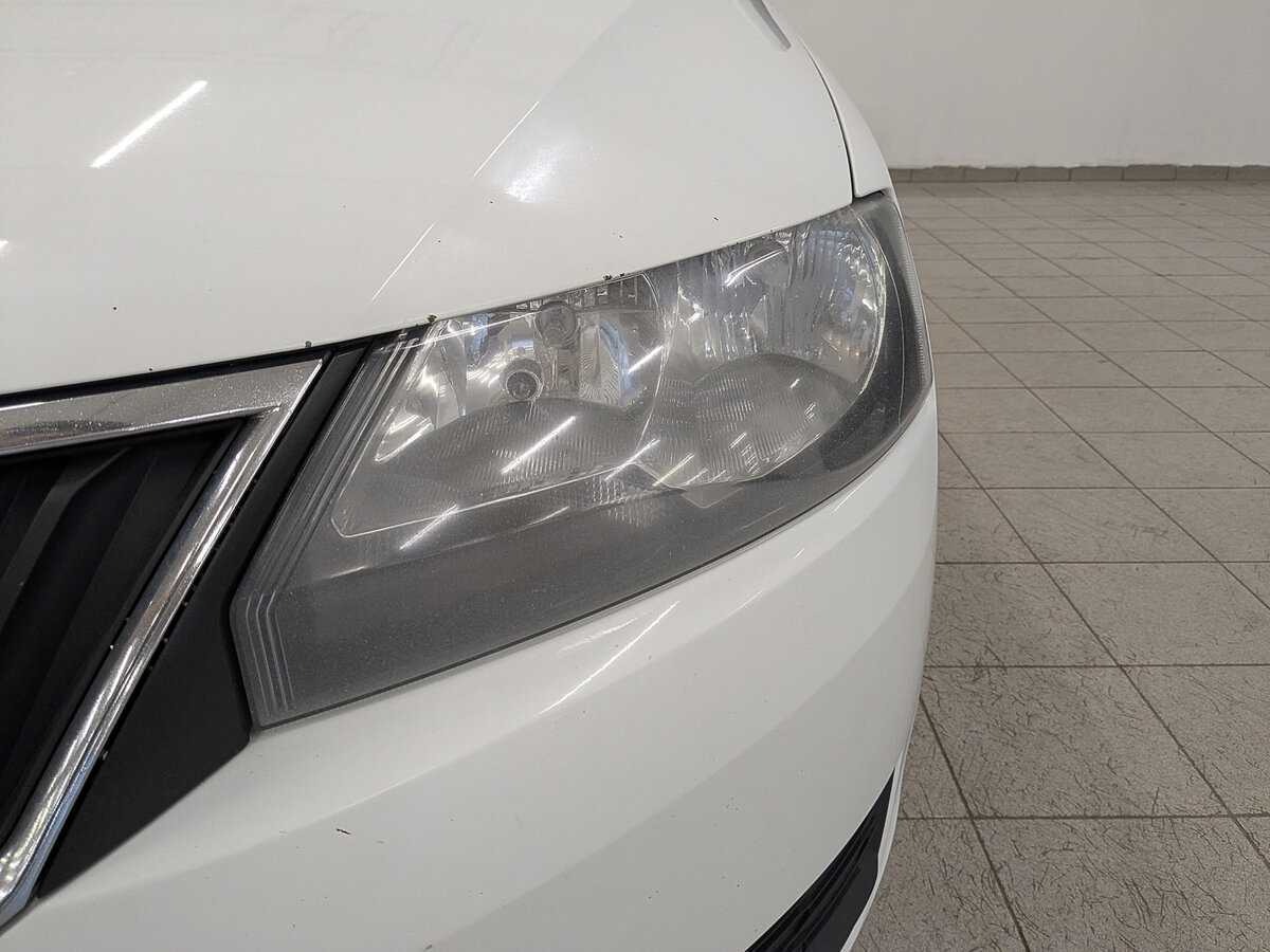 Купить Skoda Rapid с пробегом. Фото: #10