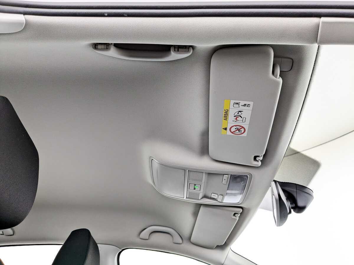 Купить Skoda Octavia с пробегом. Фото: #17