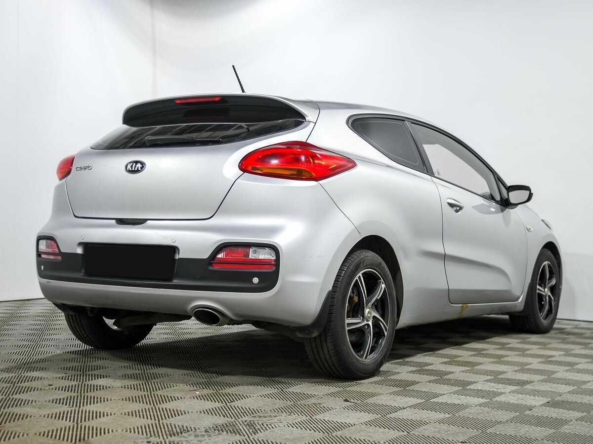Купить Kia Ceed с пробегом. Фото: #3